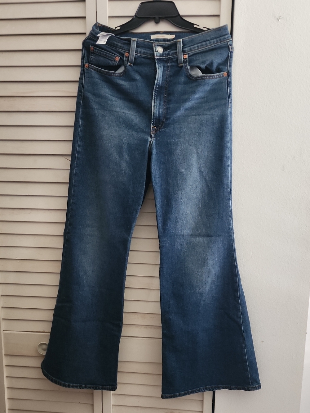 Classic Women's Dark Blue RIBCAGE BELL Jeans IN A SIZE 30